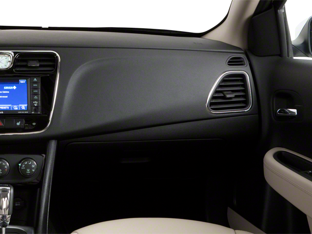 2011 Chrysler 200 Touring