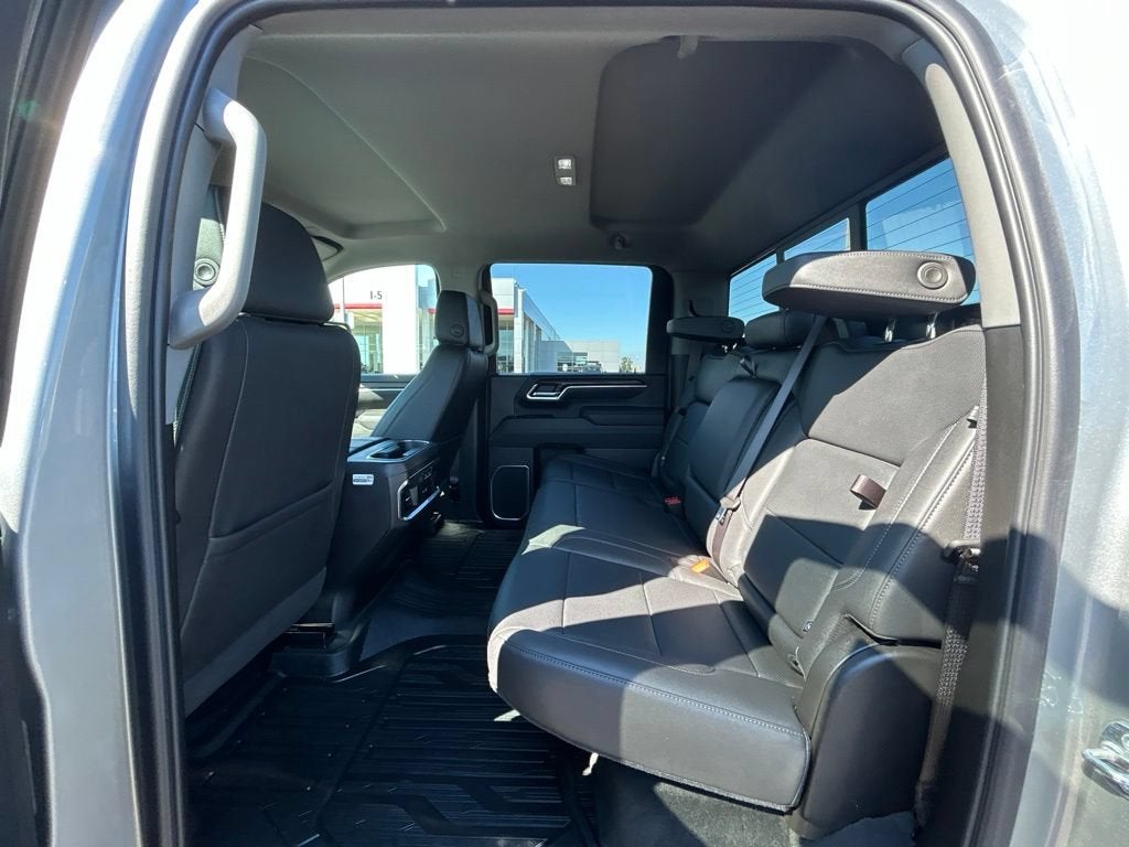 2025 GMC Sierra 3500 HD SLT