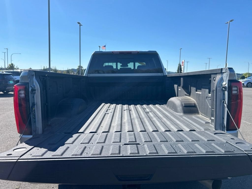 2025 GMC Sierra 3500 HD SLT