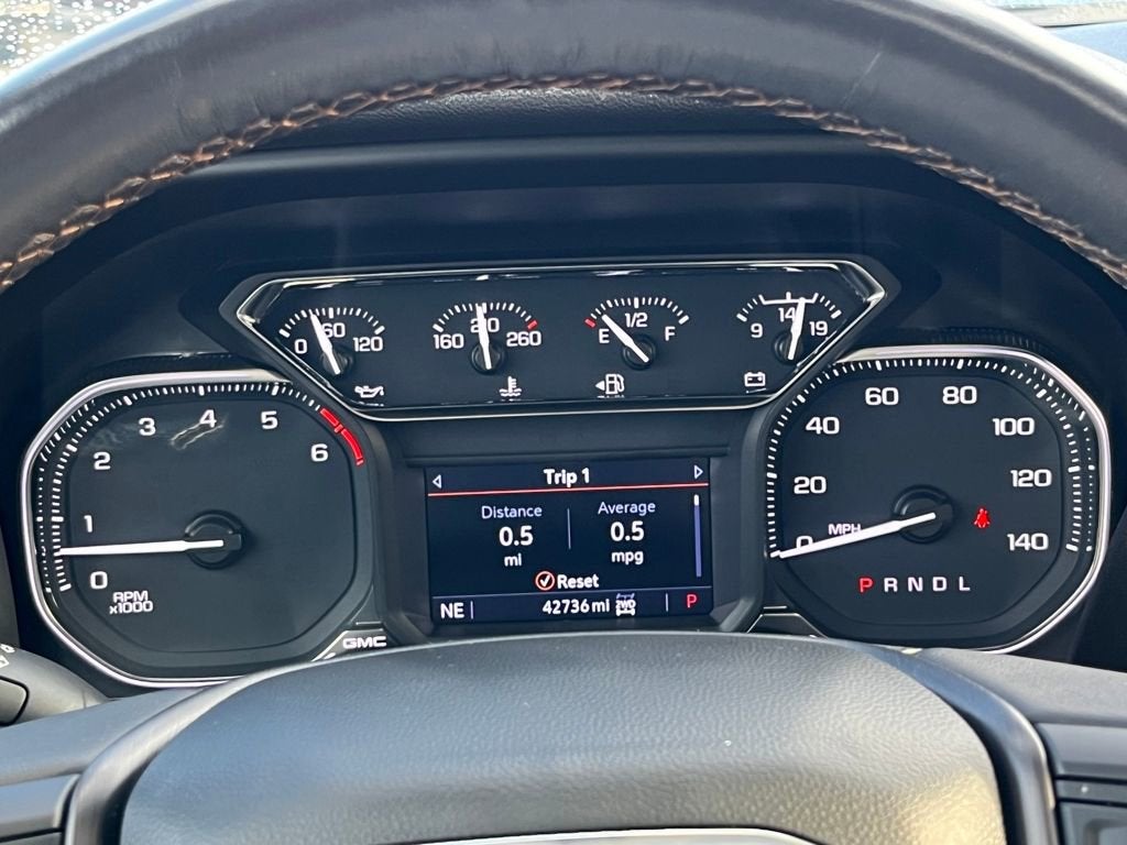 2022 GMC Sierra 1500 Limited AT4