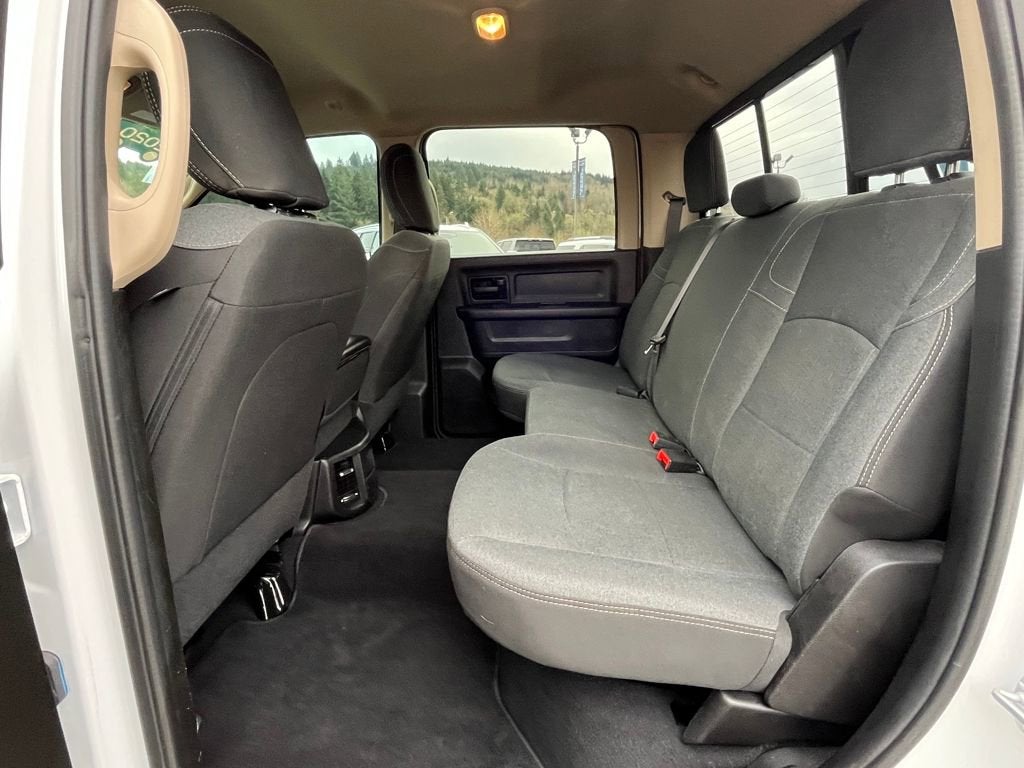 2020 RAM 3500 Tradesman Crew Cab 4x4 6'4" Box