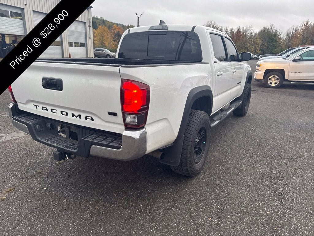 2022 Toyota Tacoma SR5 V6
