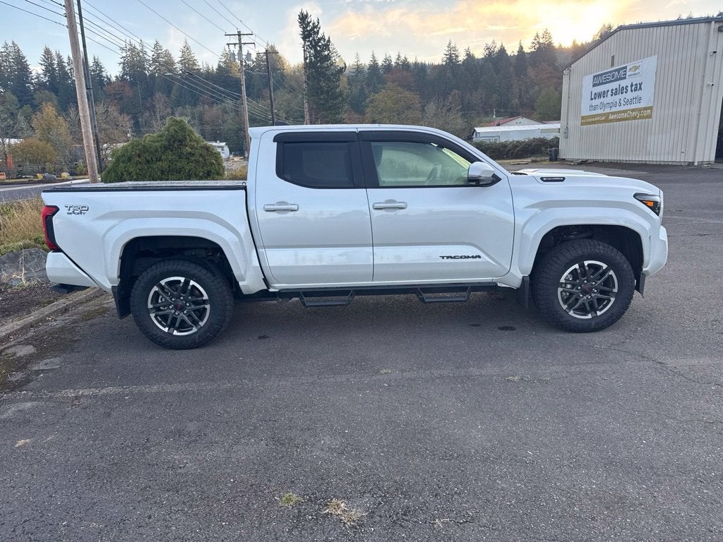 2025 Toyota Tacoma Hybrid TRD Sport 4WD