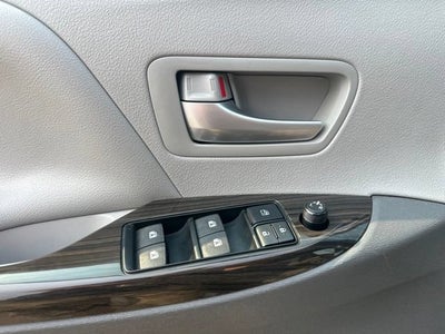 2016 Toyota Sienna XLE