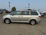 2016 Toyota Sienna XLE
