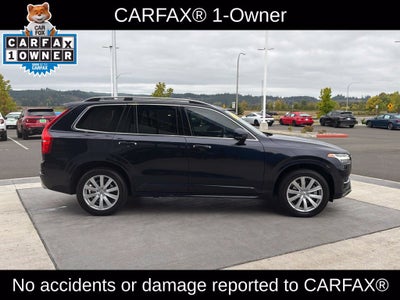 2017 Volvo XC90 T6 Momentum
