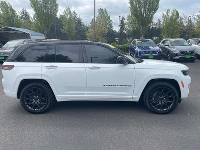 2025 Jeep Grand Cherokee Summit