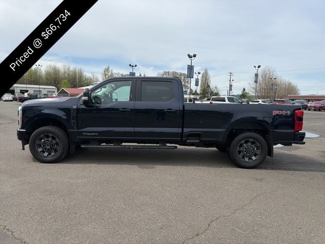 2023 Ford F-350SD Lariat