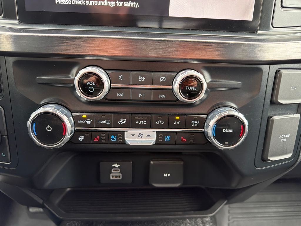 2023 Ford F-350SD Lariat DRW