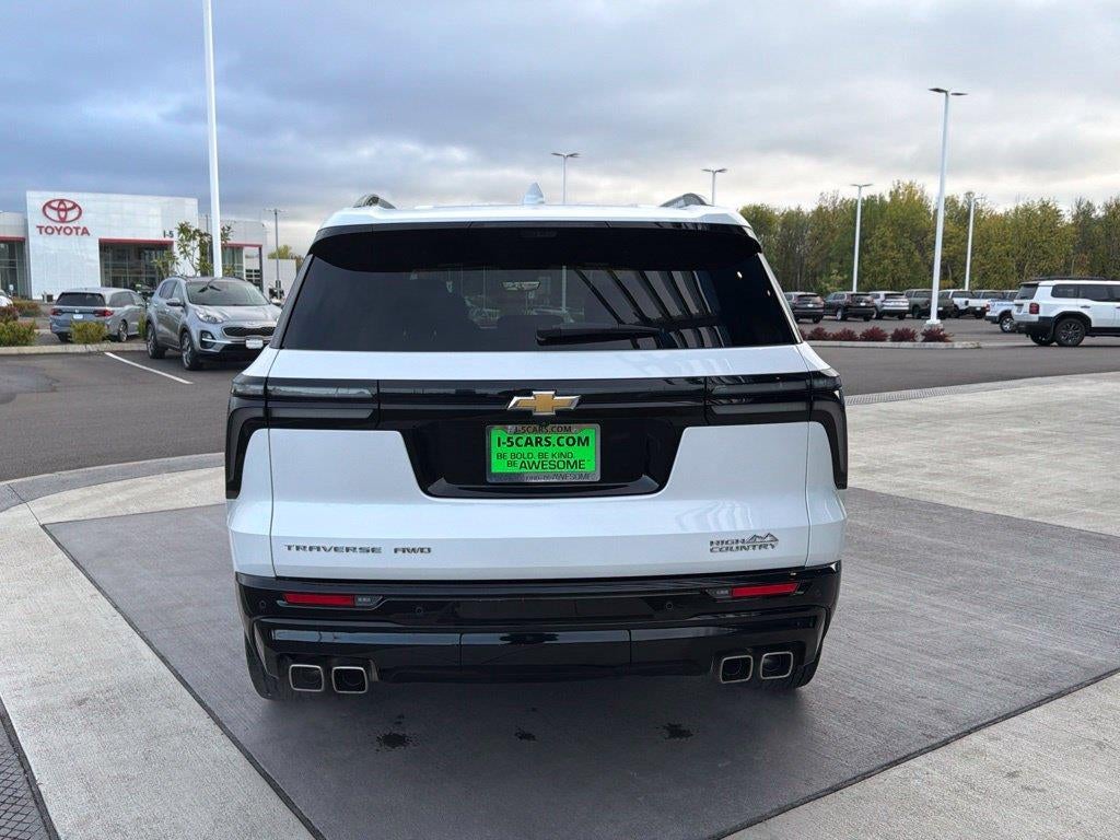 2025 Chevrolet Traverse AWD High Country