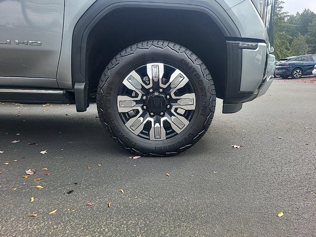 2024 GMC Sierra 3500HD Denali