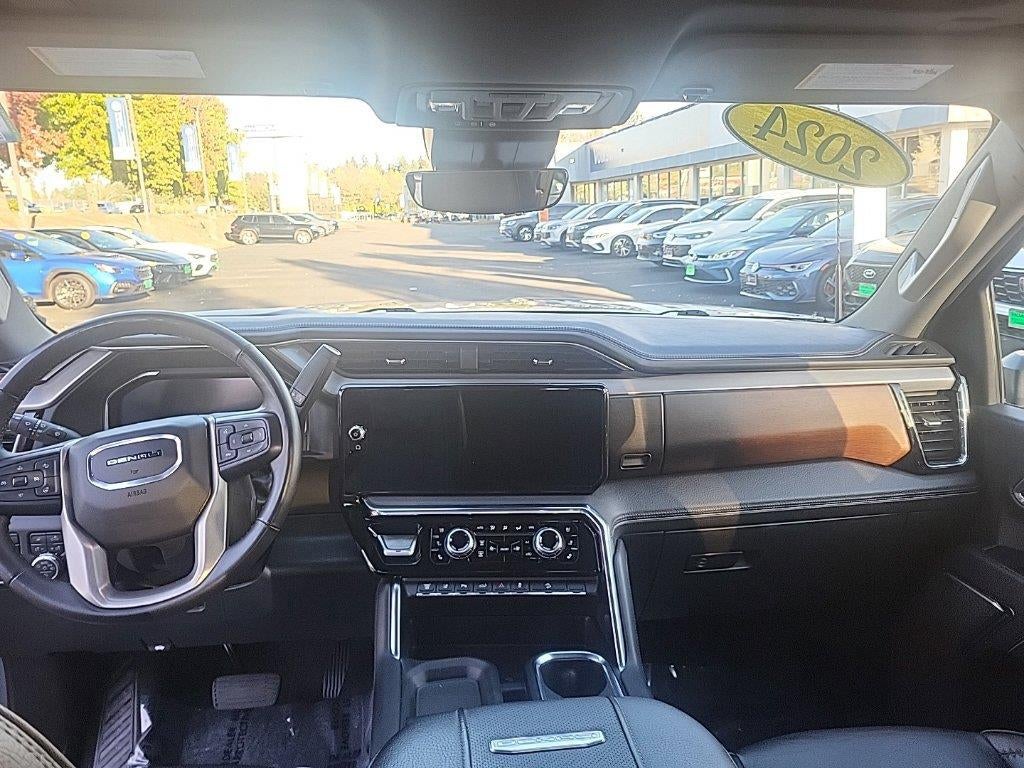 2024 GMC Sierra 3500HD Denali