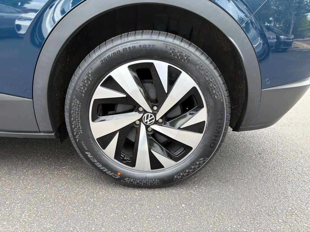 2023 Volkswagen ID.4 Pro