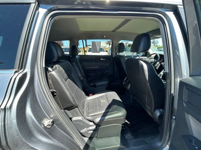2022 Volkswagen Atlas 2.0T SE w/Technology