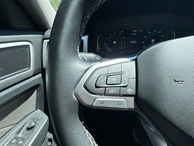 2022 Volkswagen Atlas 2.0T SE w/Technology