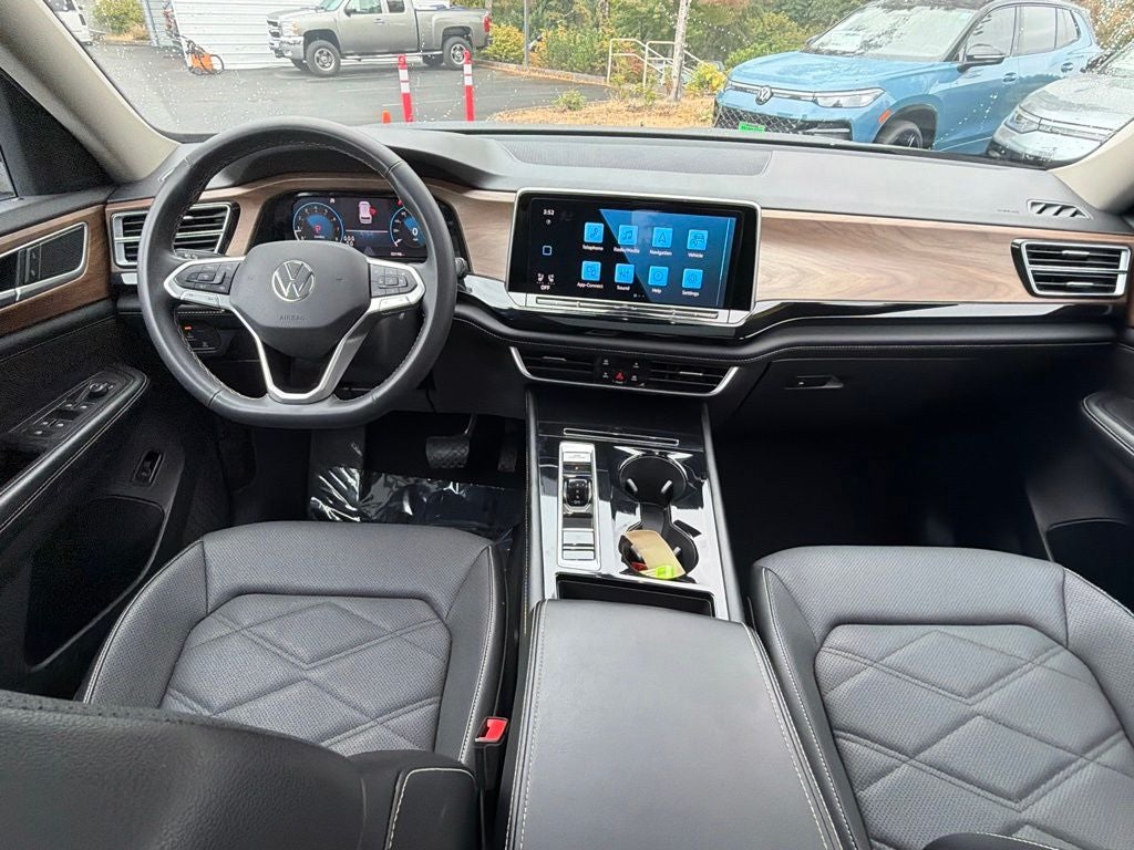 2024 Volkswagen Atlas 2.0T SE w/Technology