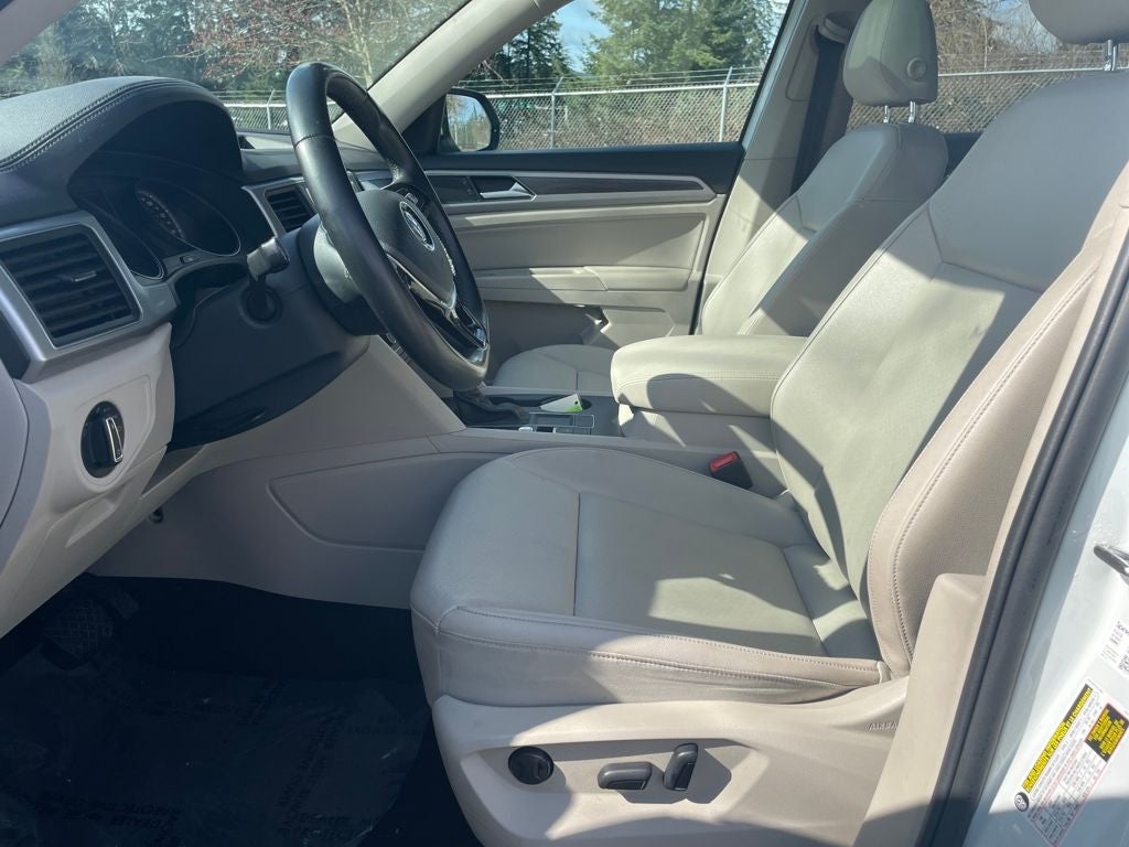 2019 Volkswagen Atlas 2.0T SE w/Technology w/Technology