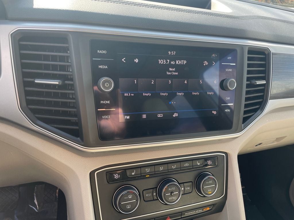 2019 Volkswagen Atlas 2.0T SE w/Technology w/Technology