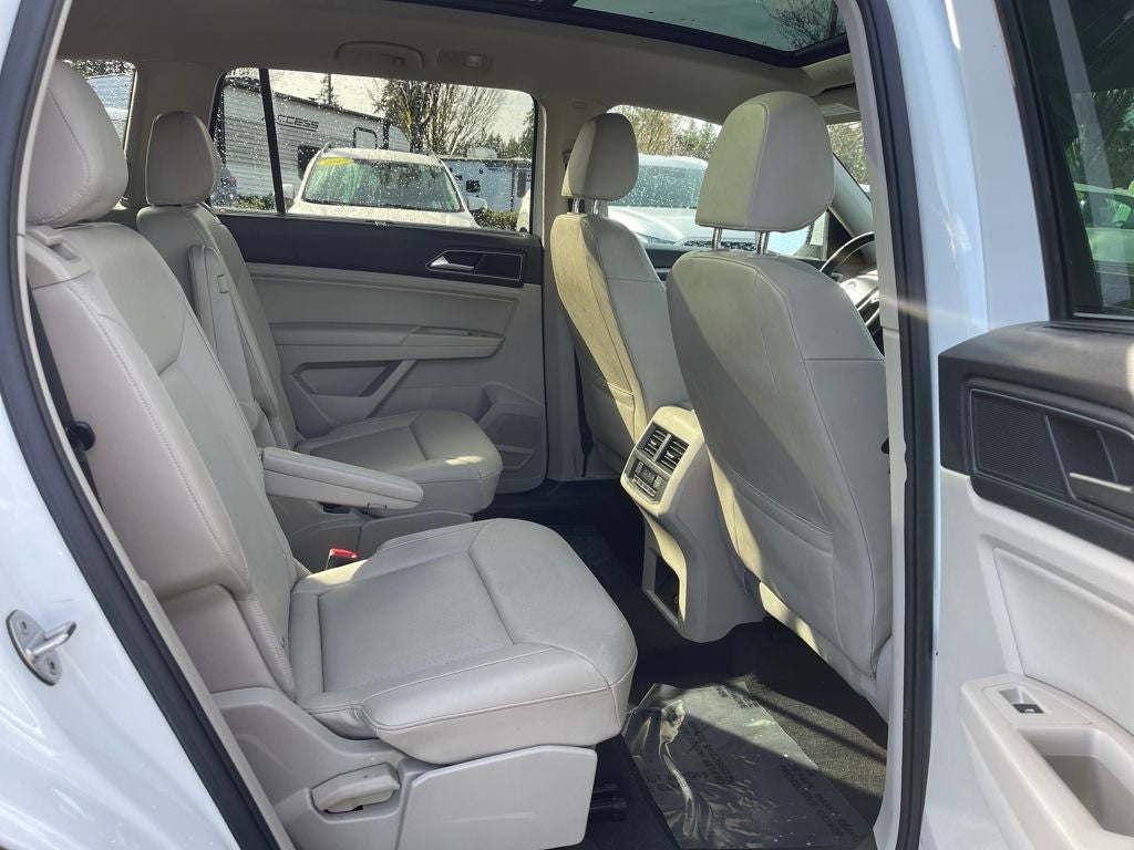 2019 Volkswagen Atlas 2.0T SE w/Technology w/Technology