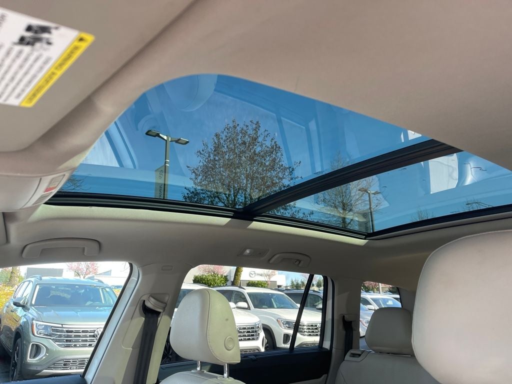 2019 Volkswagen Atlas 2.0T SE w/Technology w/Technology