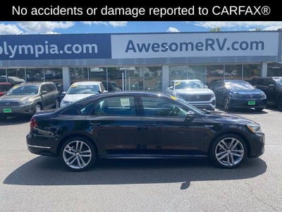2018 Volkswagen Passat 2.0T R-Line