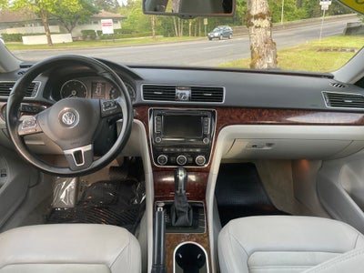 2013 Volkswagen Passat TDI SEL Premium