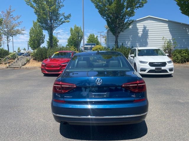 2019 Volkswagen Passat 2.0T Wolfsburg