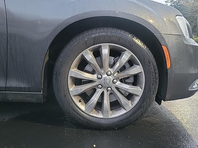 2016 Chrysler 300 300C
