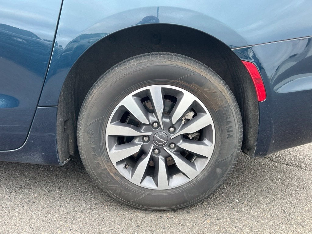 2023 Chrysler Pacifica Hybrid Touring L