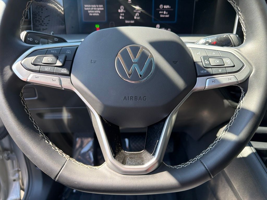 2025 Volkswagen Tiguan 2.0T SE