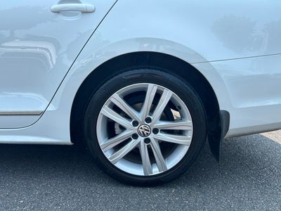 2017 Volkswagen Jetta 1.8T SEL
