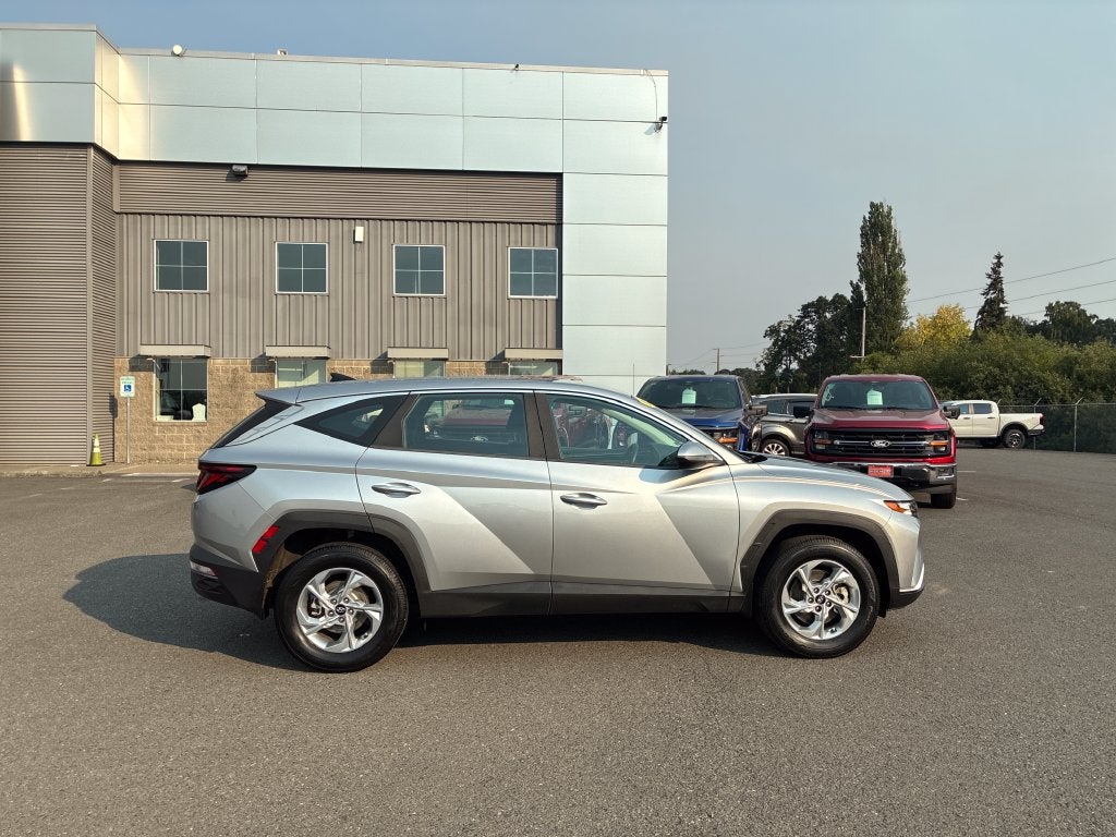 2022 Hyundai Tucson SE