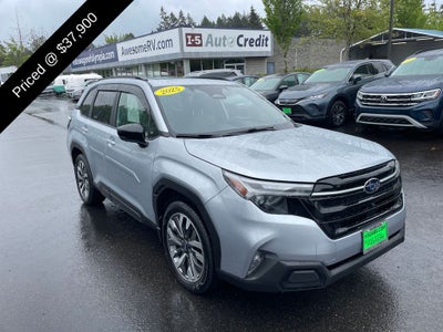 2025 Subaru Forester Touring