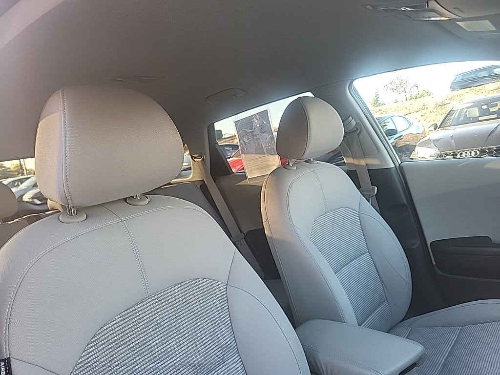 2019 Kia Niro Plug-In Hybrid LX