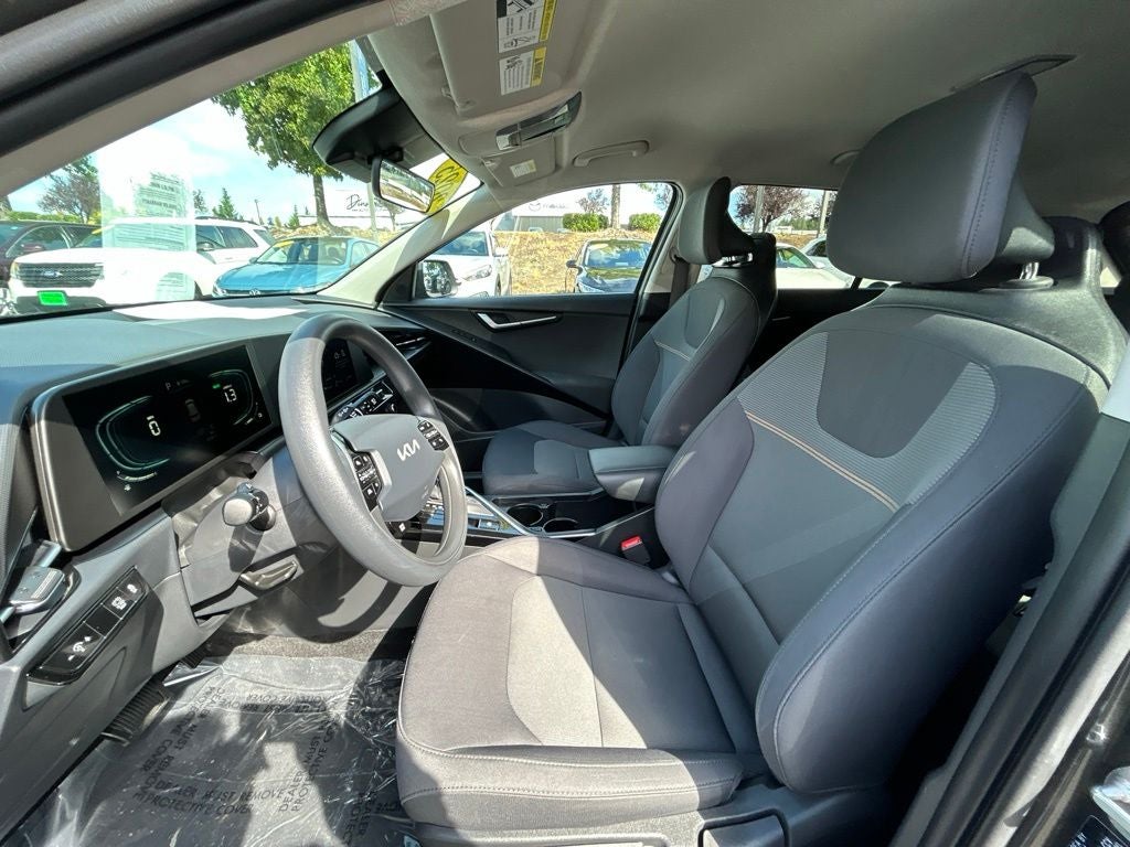 2025 Kia Niro LX
