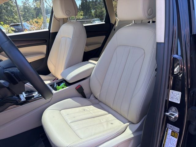 2023 Audi Q5 45 S line Premium quattro
