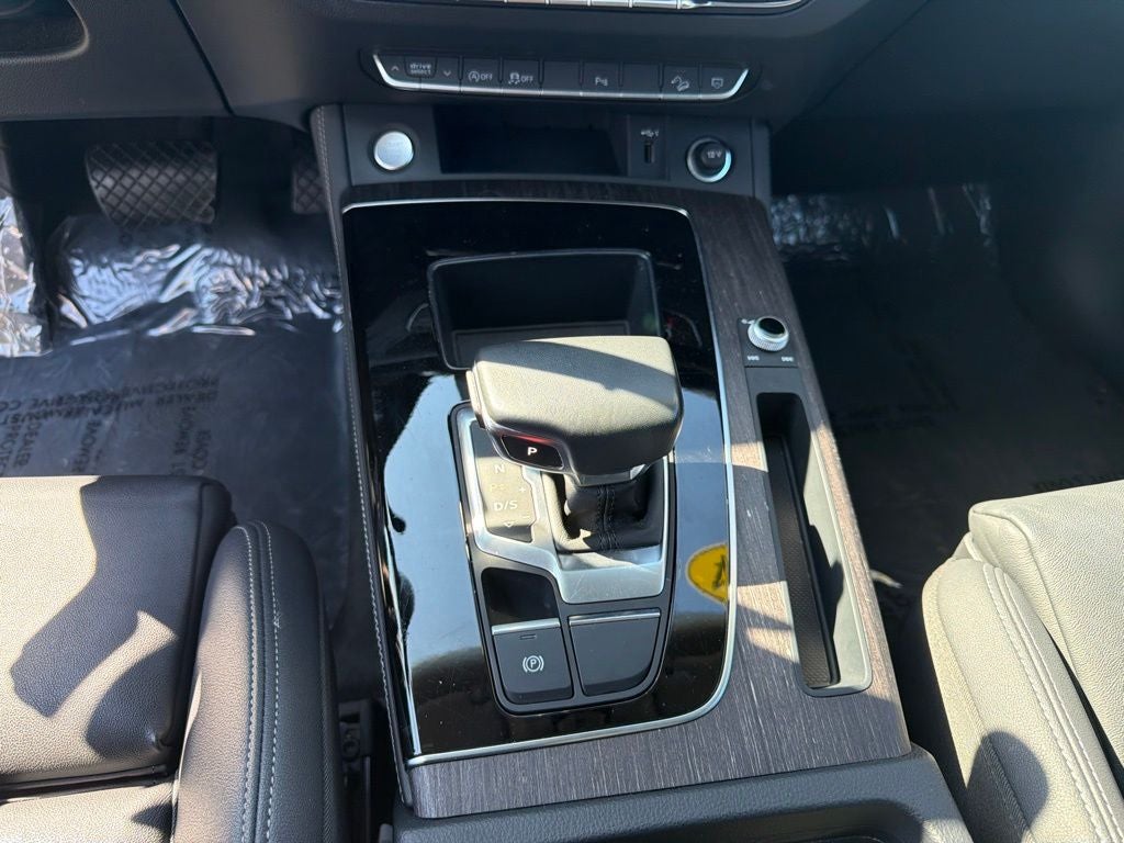 2024 Audi Q5 45 S line Premium quattro