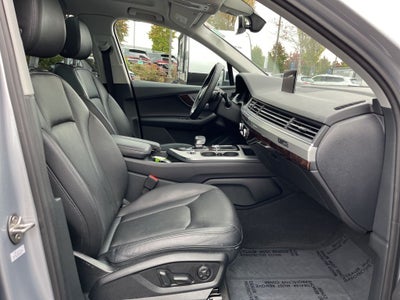2019 Audi Q7 45 SE Premium Plus quattro