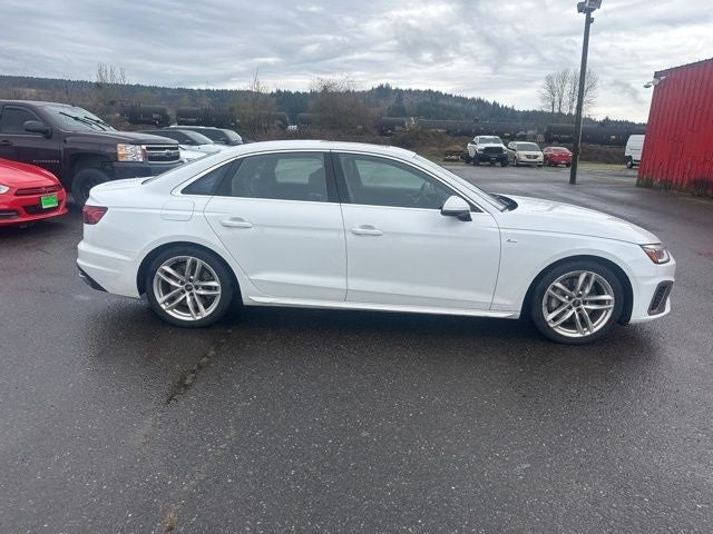 2024 Audi A4 45 S line Premium Plus quattro