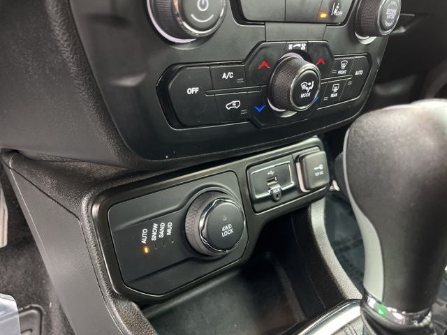 2022 Jeep Renegade Altitude