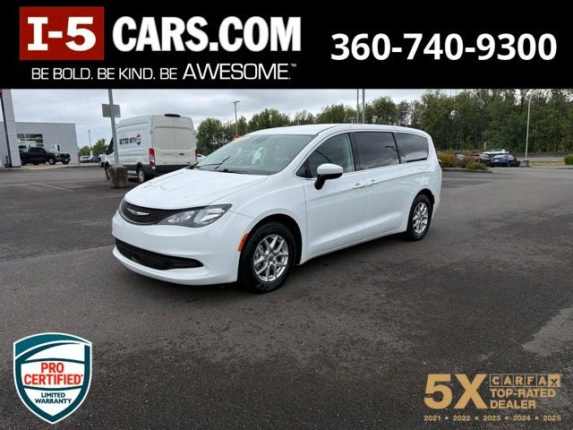 2023 Chrysler Voyager