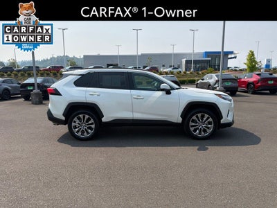 2022 Toyota RAV4 XLE Premium