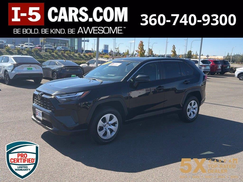 2025 Toyota RAV4 LE