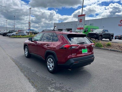 2020 Toyota RAV4 LE