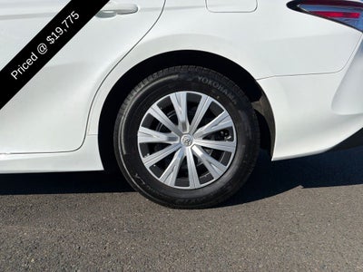 2019 Toyota Camry Hybrid LE