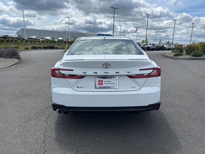 2025 Toyota Camry SE