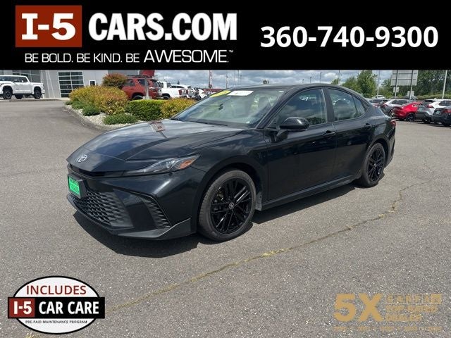 2025 Toyota Camry SE