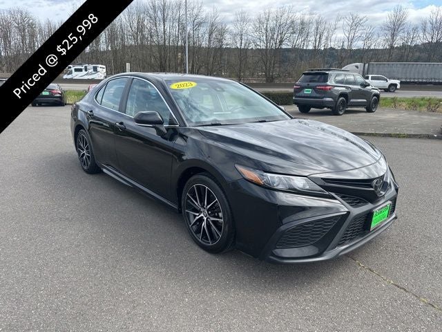 2023 Toyota Camry SE