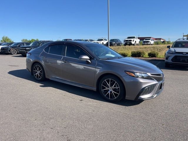 2021 Toyota Camry Hybrid SE