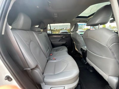 2021 Toyota Highlander Hybrid Limited
